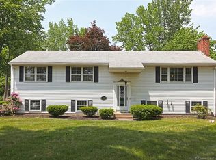 2 Old King St, Enfield, CT 06082