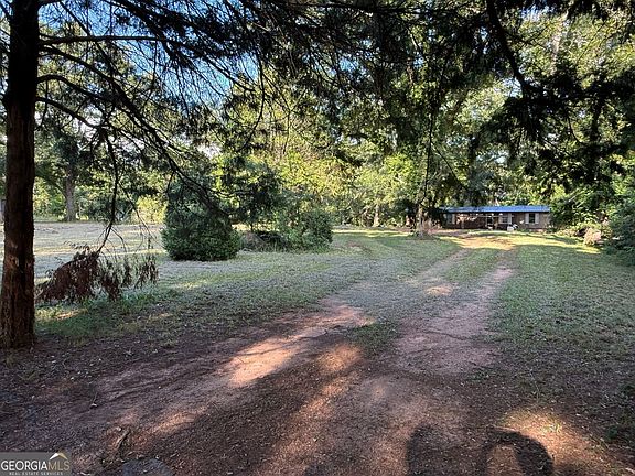 4th image of 25 Zorn Rd