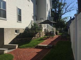146 Court St APT 7, Plymouth, MA 02360