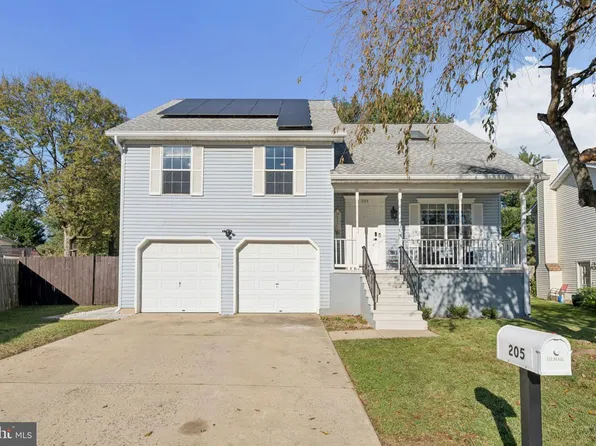 205 Bishops Glen Dr, Frederick, MD 21702