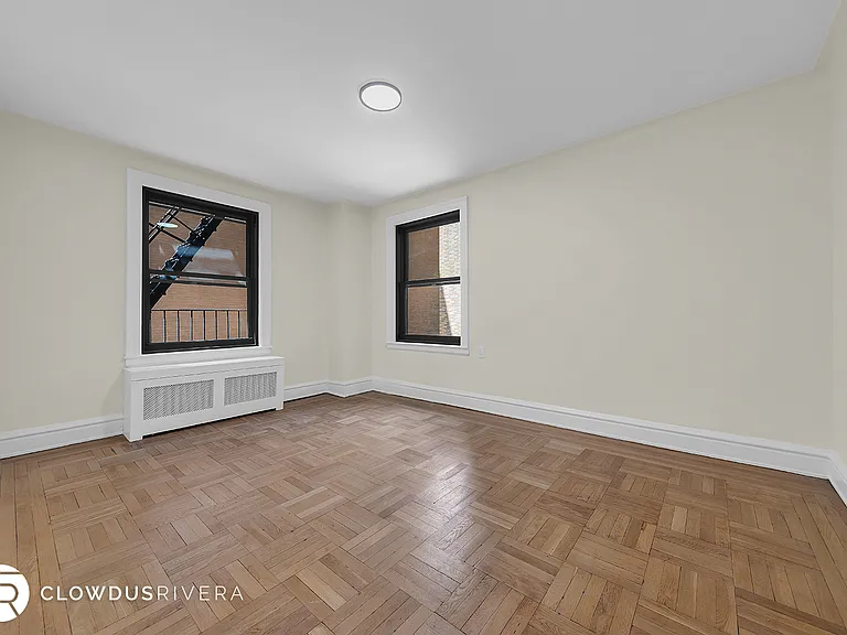 300 W 108th St #2D — Photo 7