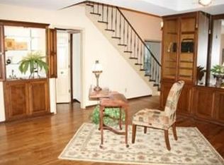 4402 W 111th Ter, Leawood, KS 66211