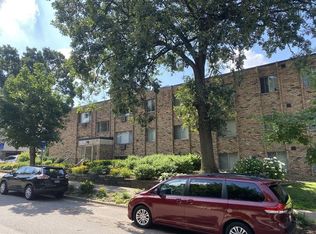 507 Ridgewood Ave #102, Minneapolis, MN 55403