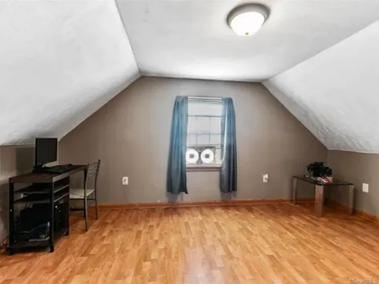 56 Leland Dr — Photo 10