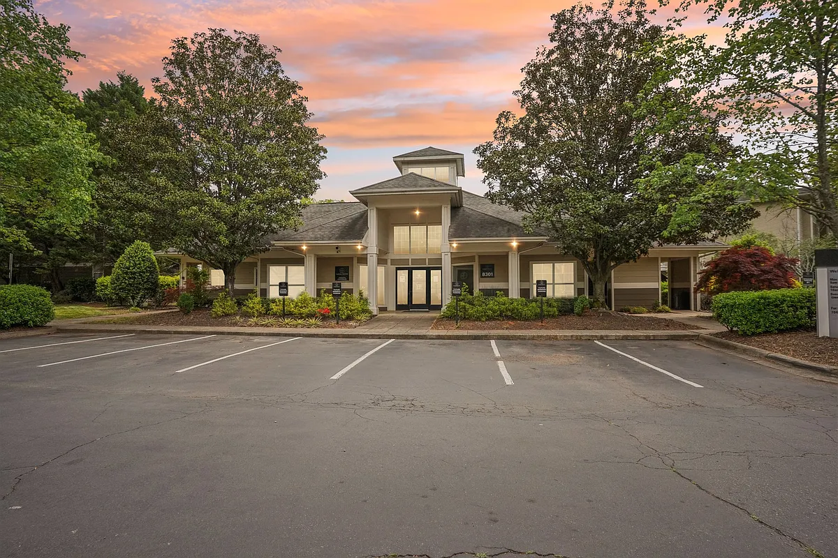 Building Photo - Camara Estates