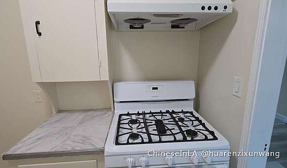 5th image of 11120 Oak St #11120