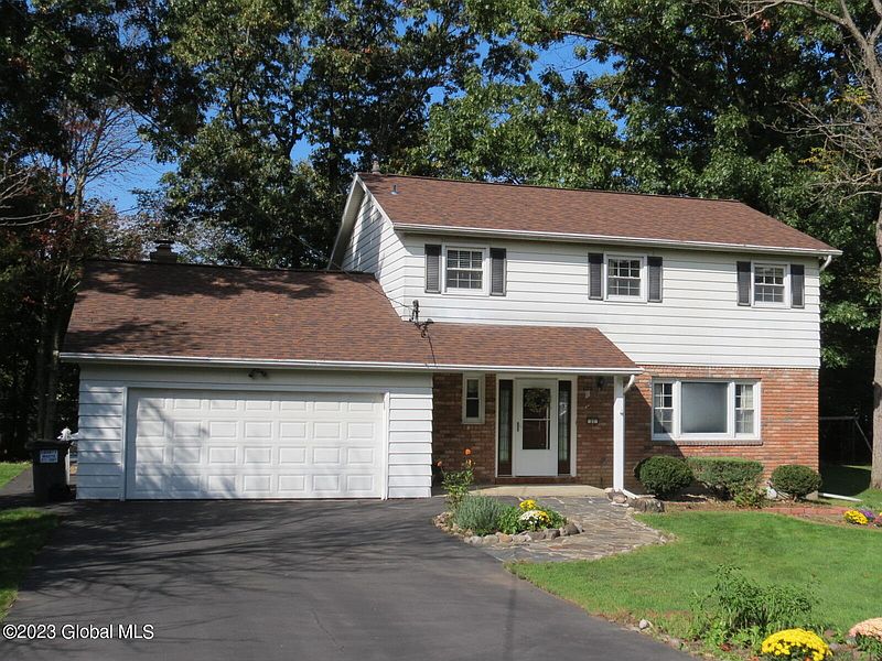 2nd image of 27 Zelenke Drive