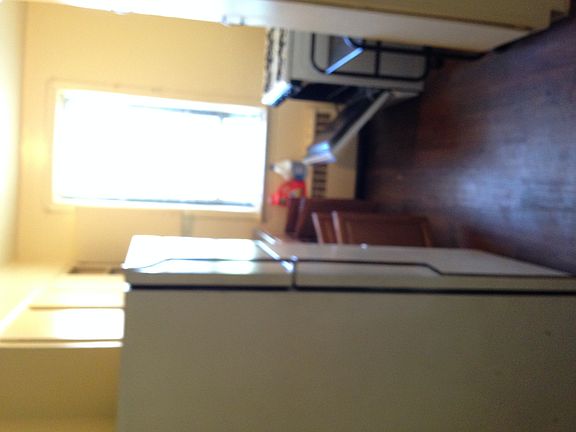 4th image of 4 Chestnut St APT 112