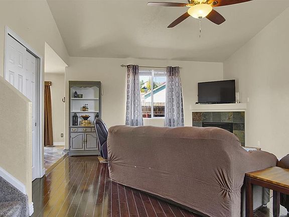 4th image of 1260 Legend Oak Dr