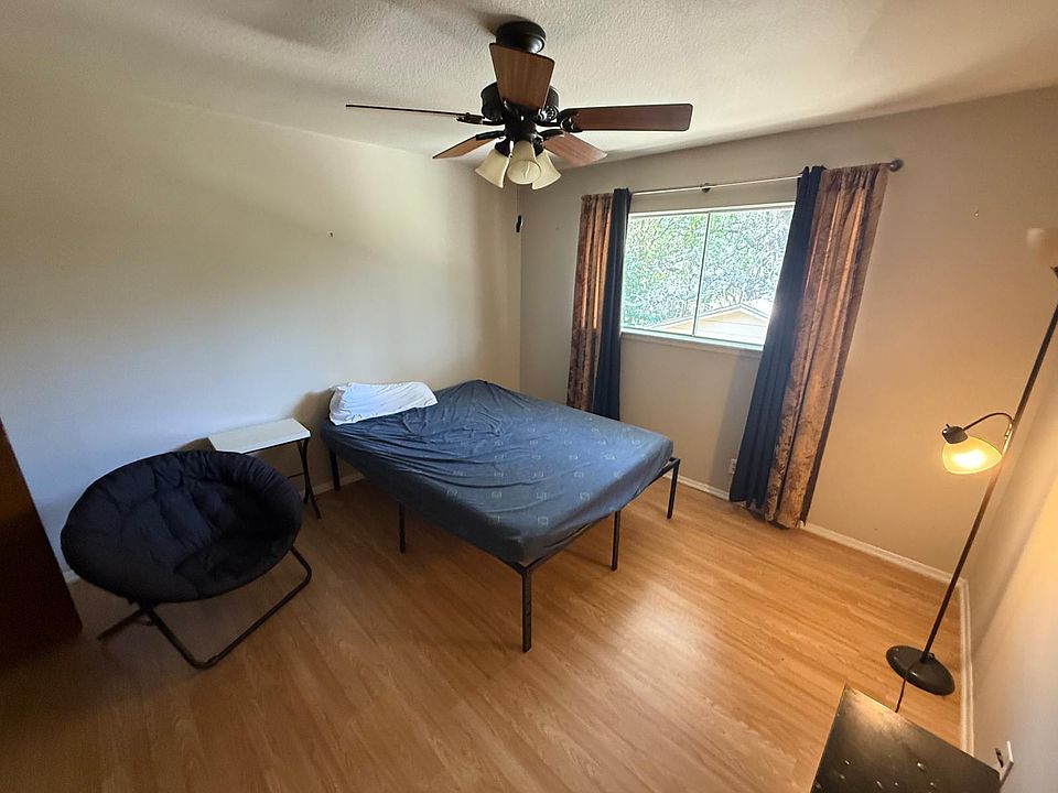 1st image of 3315 Triola Dr
