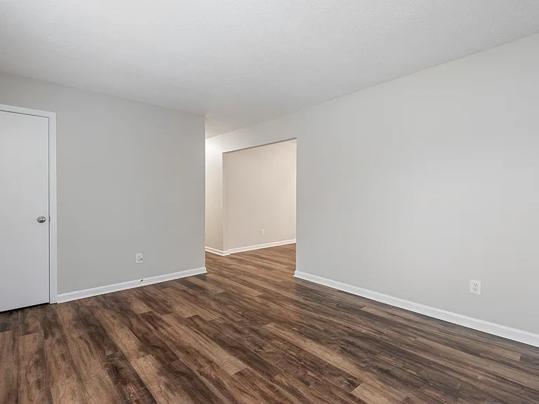 5126 Middle Ridge Ln — Photo 5