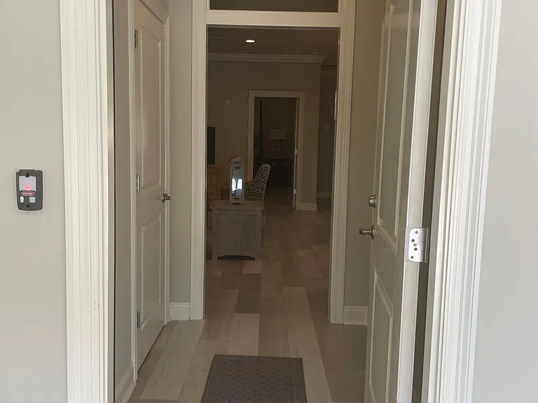 1811 Medlin Ct — Photo 6
