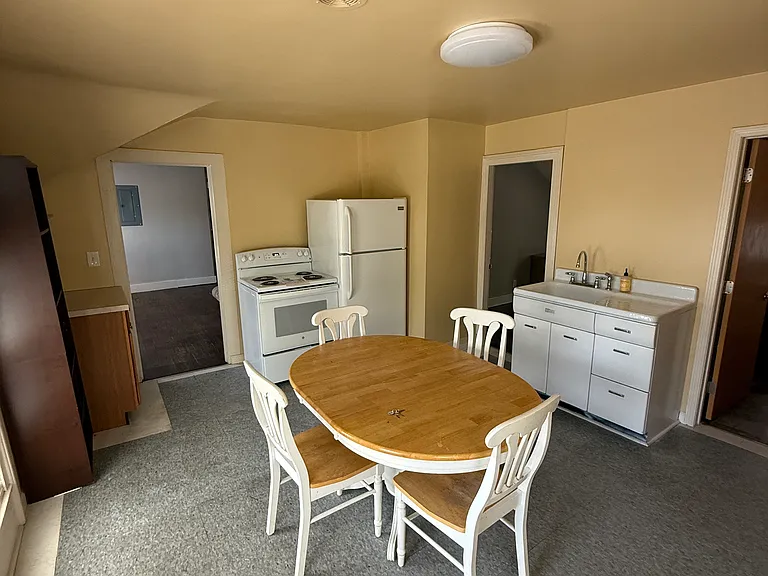 154 Murray St #2 — Photo 1