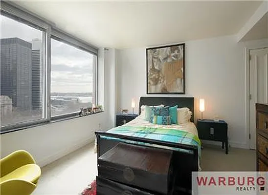 Rented by Warburg | media 25
