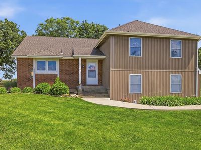 21401 S Renner Rd, Spring Hill, KS, 66083