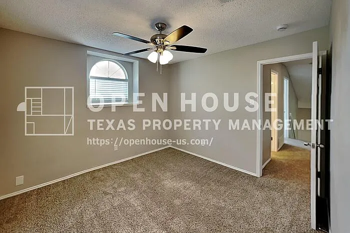 1616 Barclay Dr — Photo 15