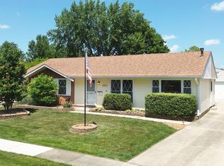 720 Suffolk Pl, Streamwood, IL