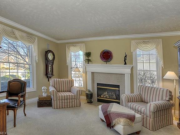 3rd image of 32369 Legacy Pointe Pkwy