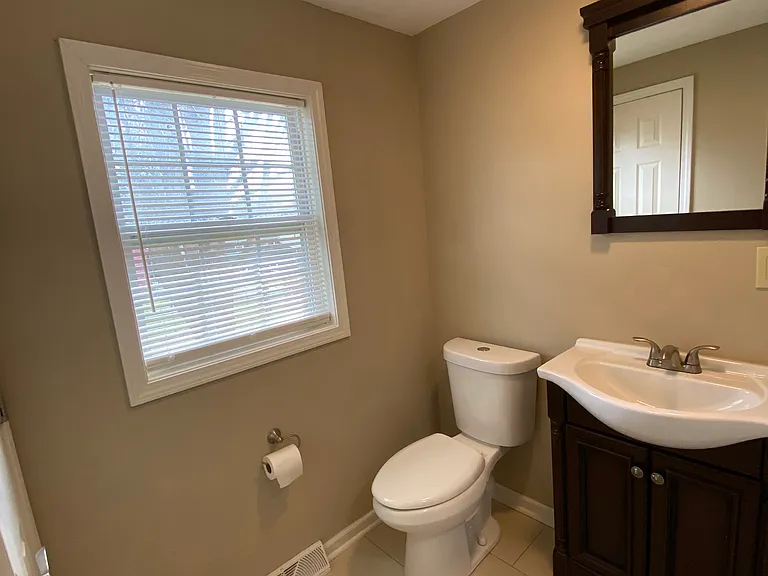 112 Meadow River Dr — Photo 9