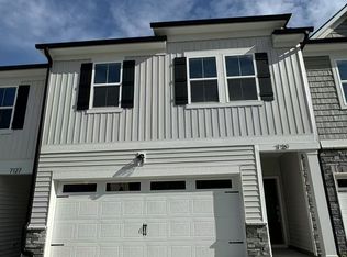 7129 Hubner Pl, Cary, NC 27519