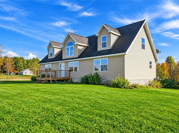 39 Kehoe Rd, Sandy Creek, NY 13145