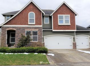 8216 229th St E, Graham, WA