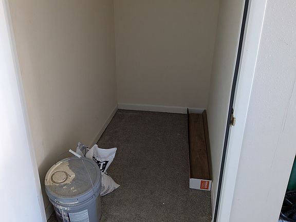 5th image of 6140 Ingleston Dr APT 515