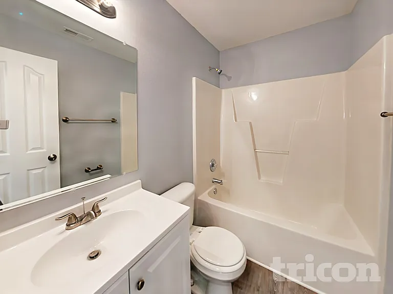 10207 Green Hedge Ave — Photo 12