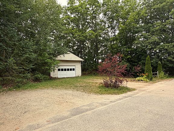 2nd image of 21 7th Street
