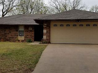 2006 Heather Rdg, Enid, OK 73703