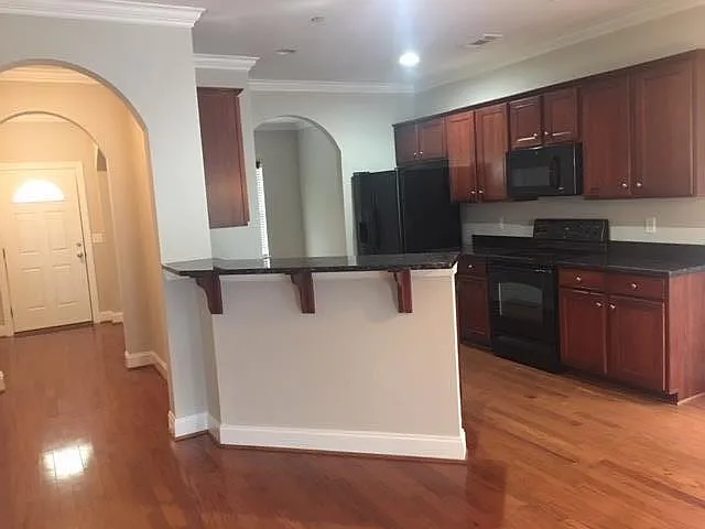 3405 Redmon Hl — Photo 4