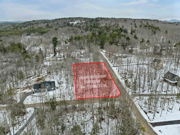 Christopher Court #18, Wolfeboro, NH 03894