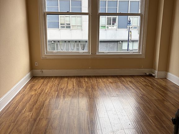 2nd image of 1005 Market St APT 210