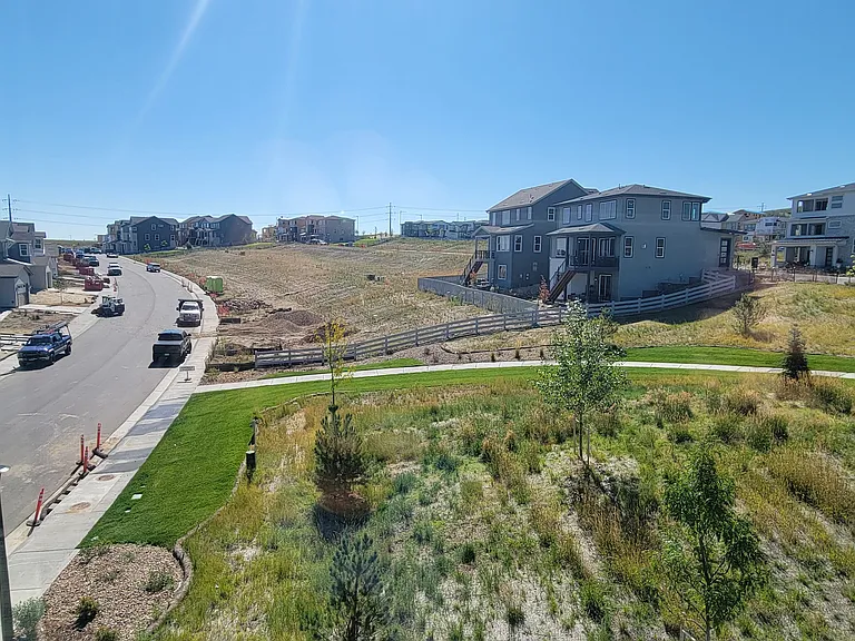 11732 Amplify Cir — Photo 38