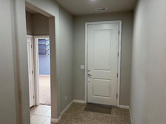 2nd image of 600 Papaya Dr