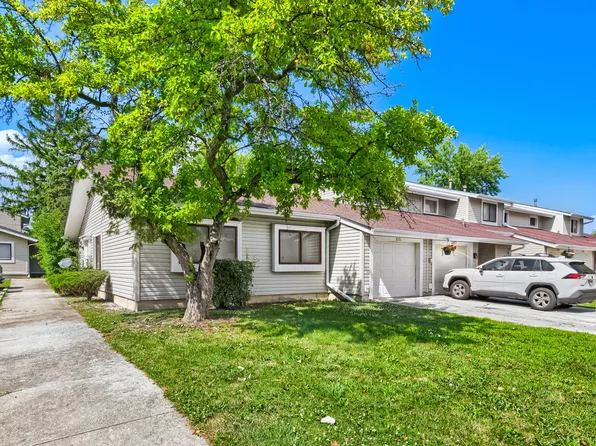 2271 Windsor Ln, Country Club Hills, IL 60478