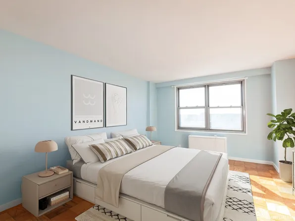 70-25 Yellowstone Boulevard image 28 of 35