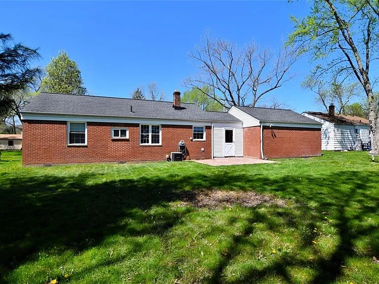 6753 Solon Blvd — Photo 11
