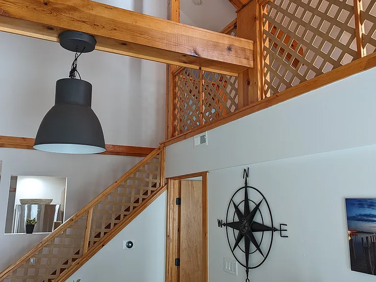 8910 Franklin Ave — Photo 5