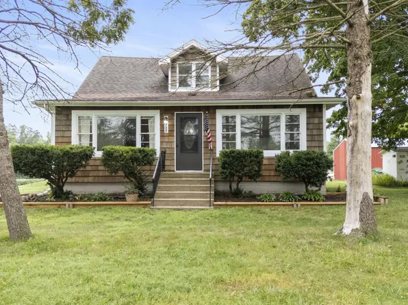 7738 W Us Highway 12, Three Oaks, MI 49128