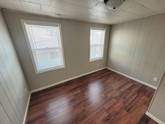 4th image of 1620 Ferry St #1622