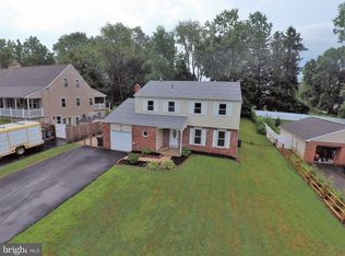 4565 Overland Rd, Bensalem, PA 19020