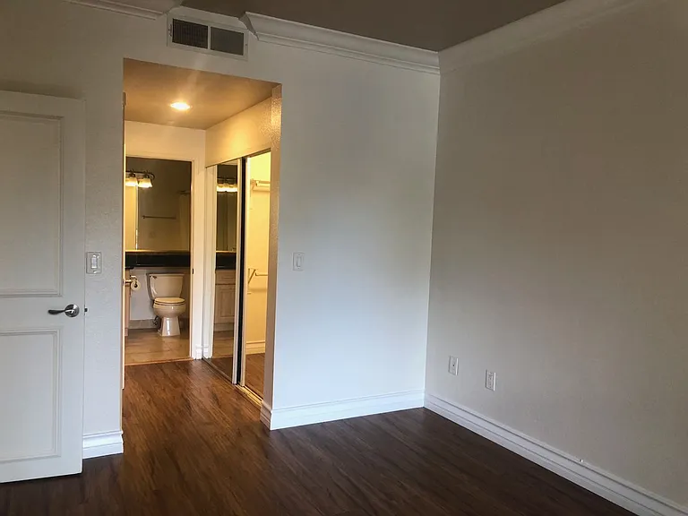 220 E Flamingo Rd #203 — Photo 6