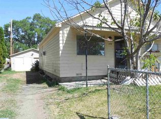 1208 N Edison Pl, Kennewick, WA 99336