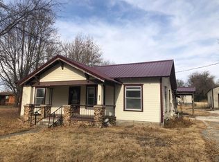 155 Ashmore Dr, Carthage, MO 64836