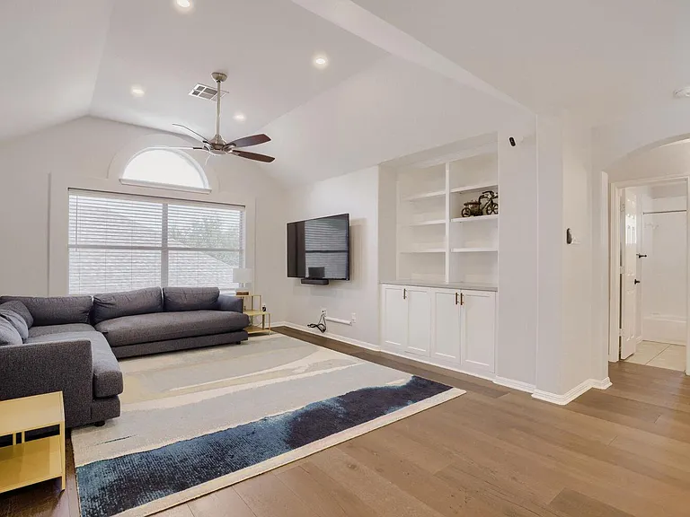 16221 Old Baldy Dr — Photo 9