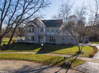 1086 Pomona Ct, Naperville, IL 60540