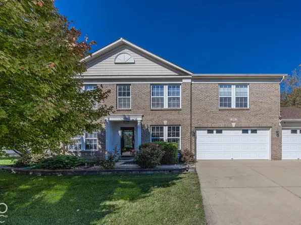 3048 Reflection Ct, Greenwood, IN 46143