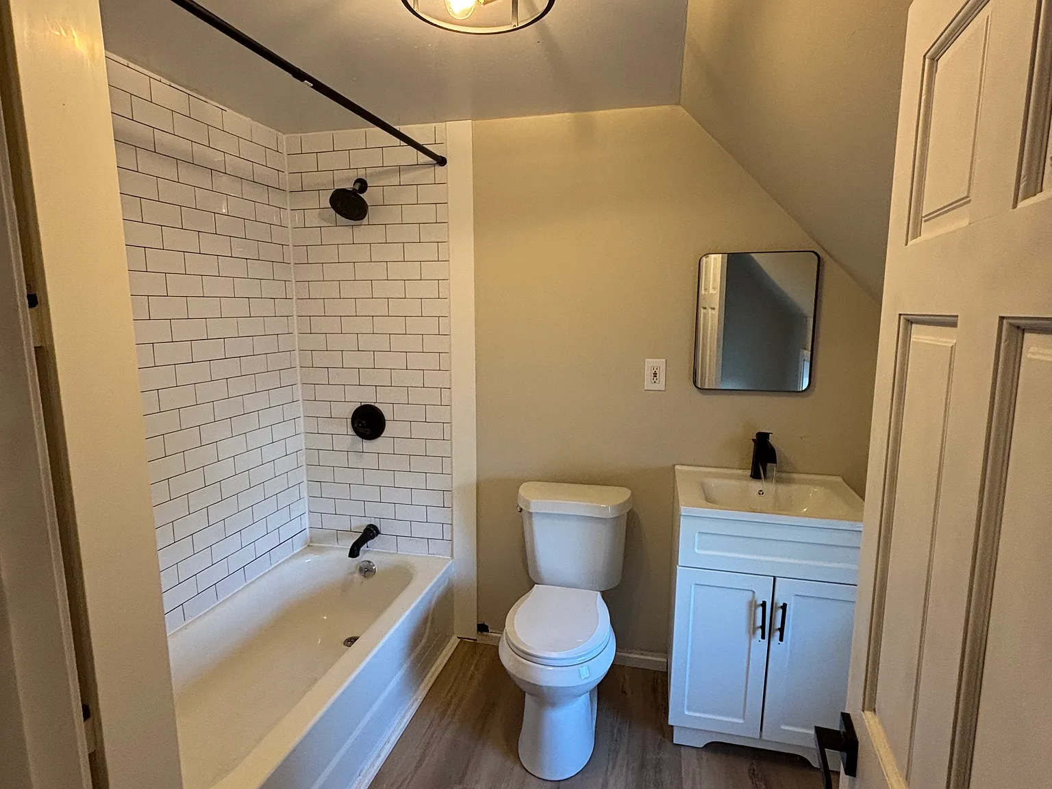 2 bed, $1,495 — Photo 2