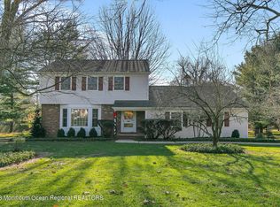 97 Ballantine Rd, Middletown, NJ 07748